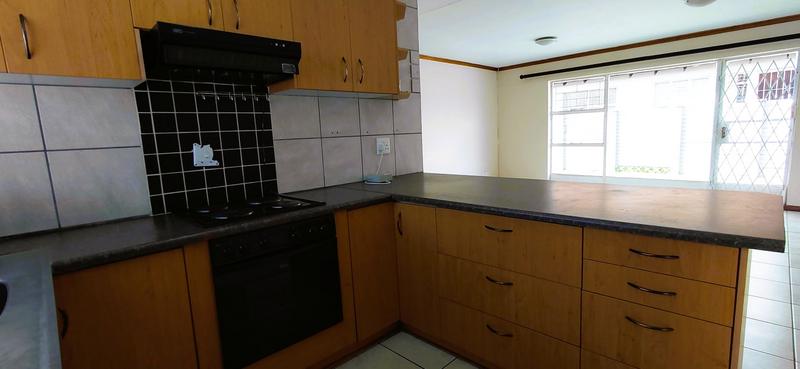 2 Bedroom Property for Sale in Langenhovenpark Free State
